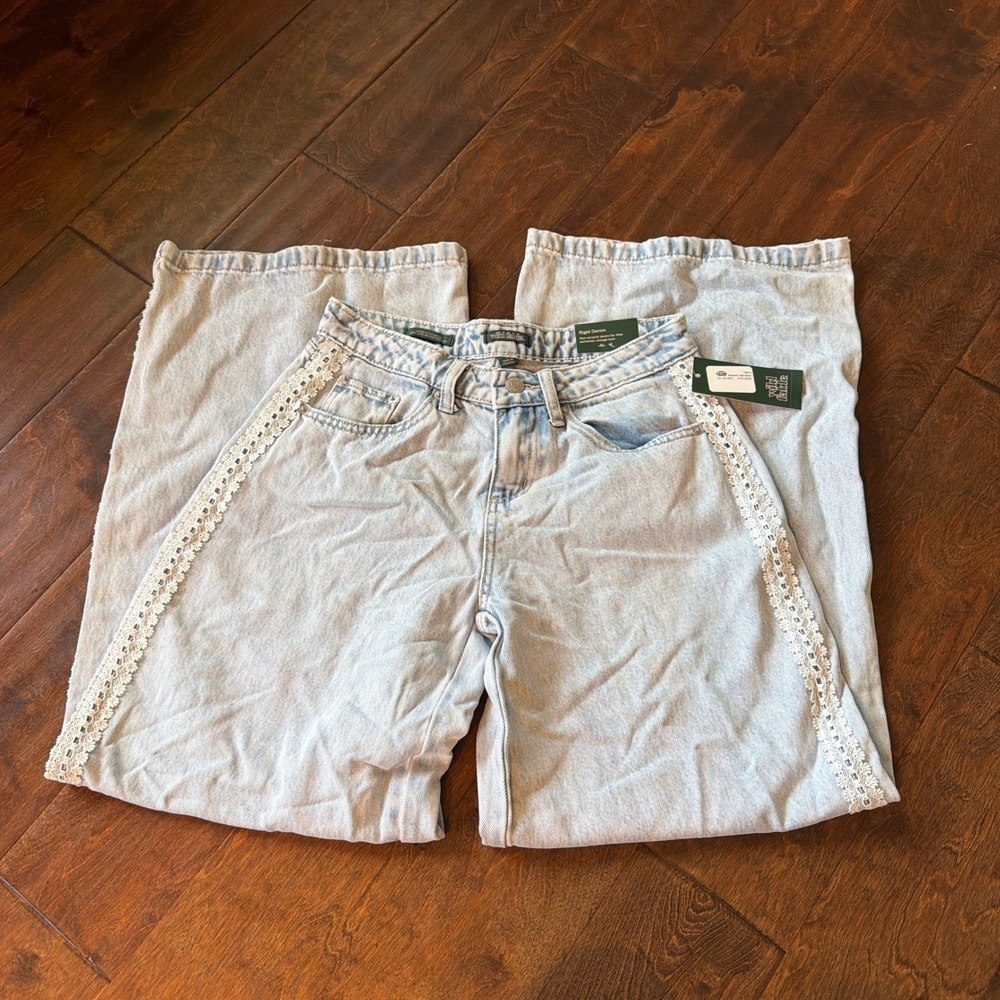 Wild Fable Light Wash Lace Trim Ultra Wide Leg Mid Rise Jeans Size 2 NWT